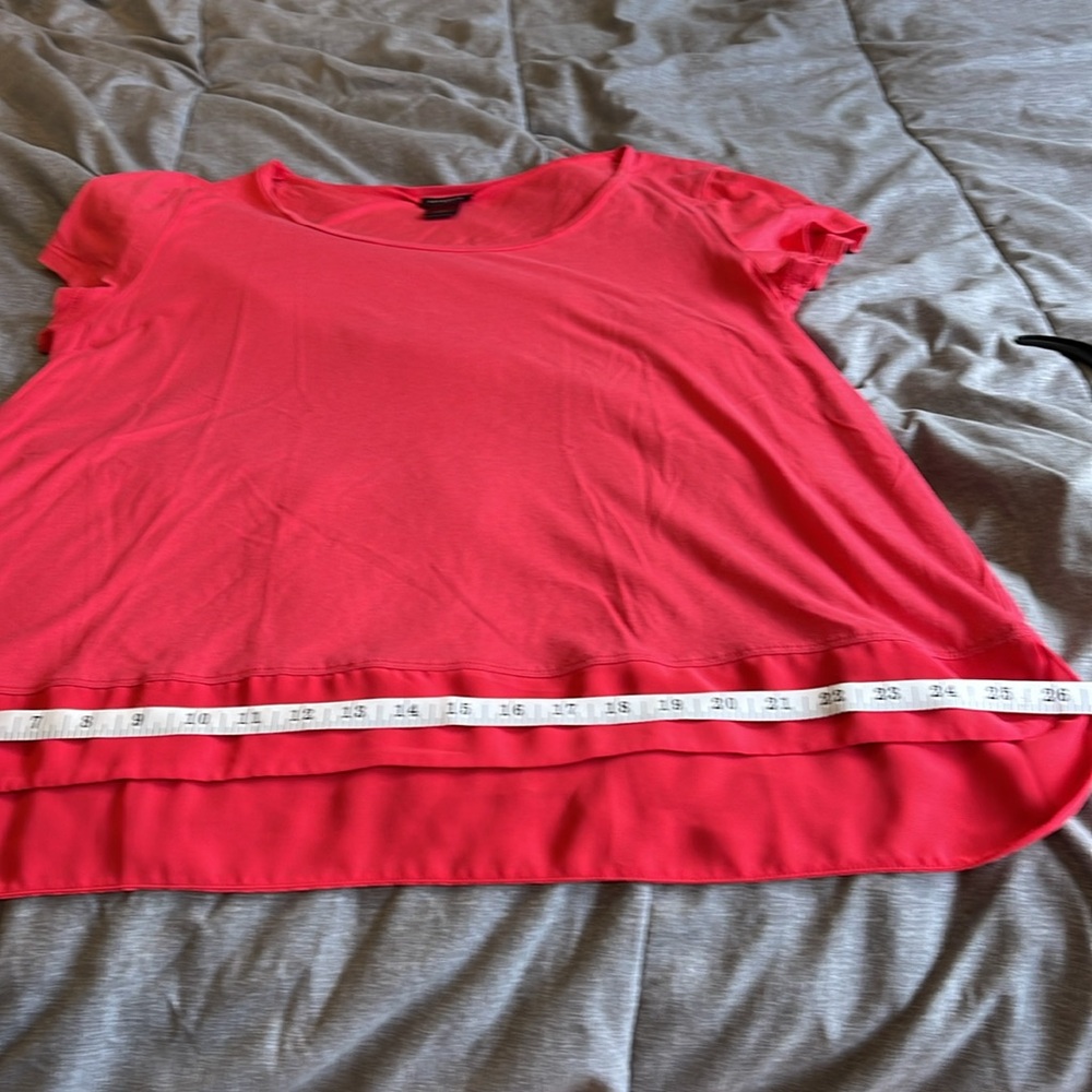 Ann Taylor fancy cap sleeve tee, size xl, chiffon accent on the bottom, A-line - Picture 6 of 8